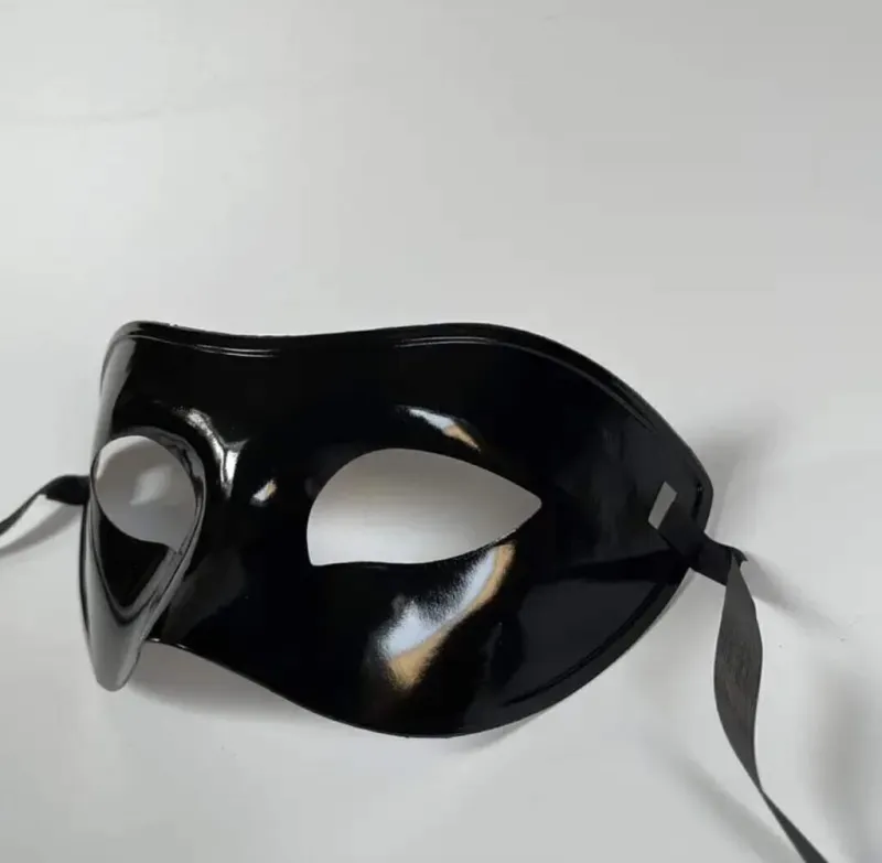 Antifaz Negro De Plástico