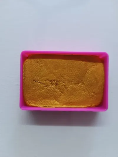 Tarro metálico Dorado base agua